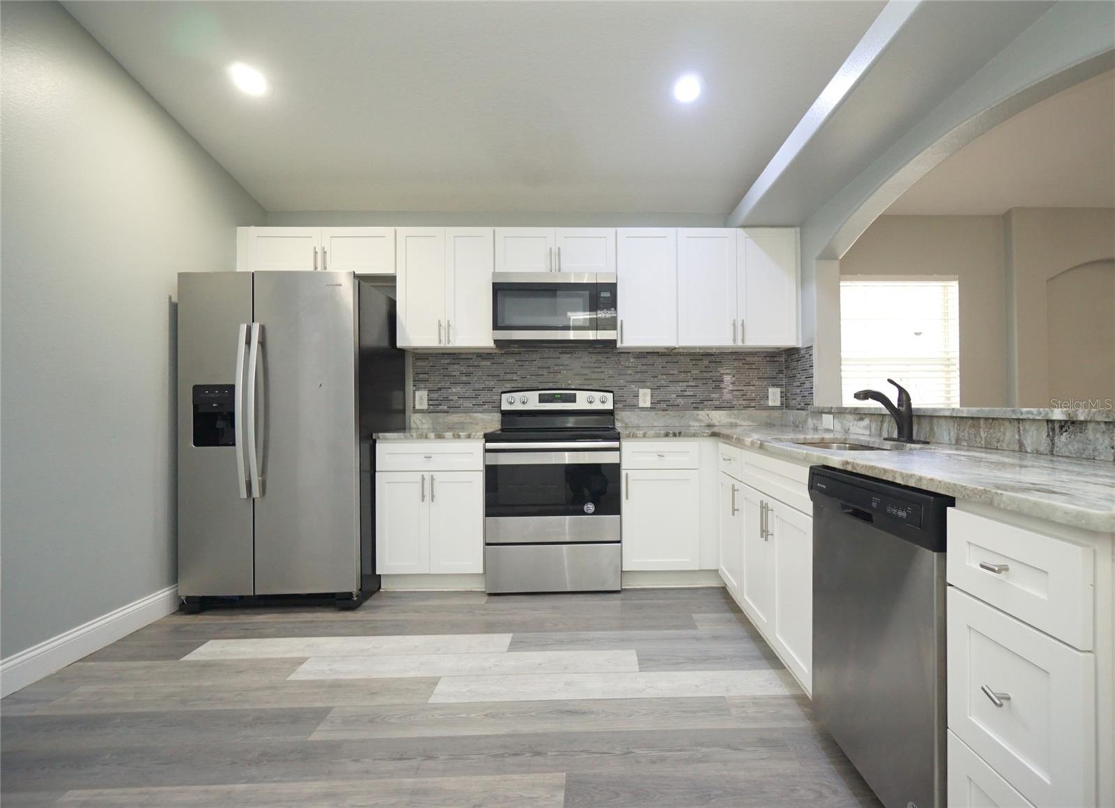 Image 2 of 21 For 2416 Ida Street