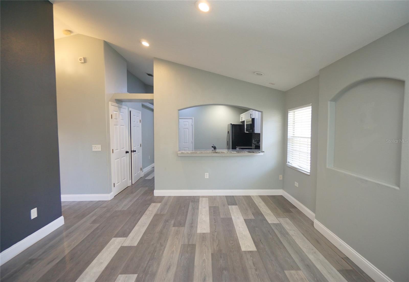 Image 4 of 21 For 2416 Ida Street