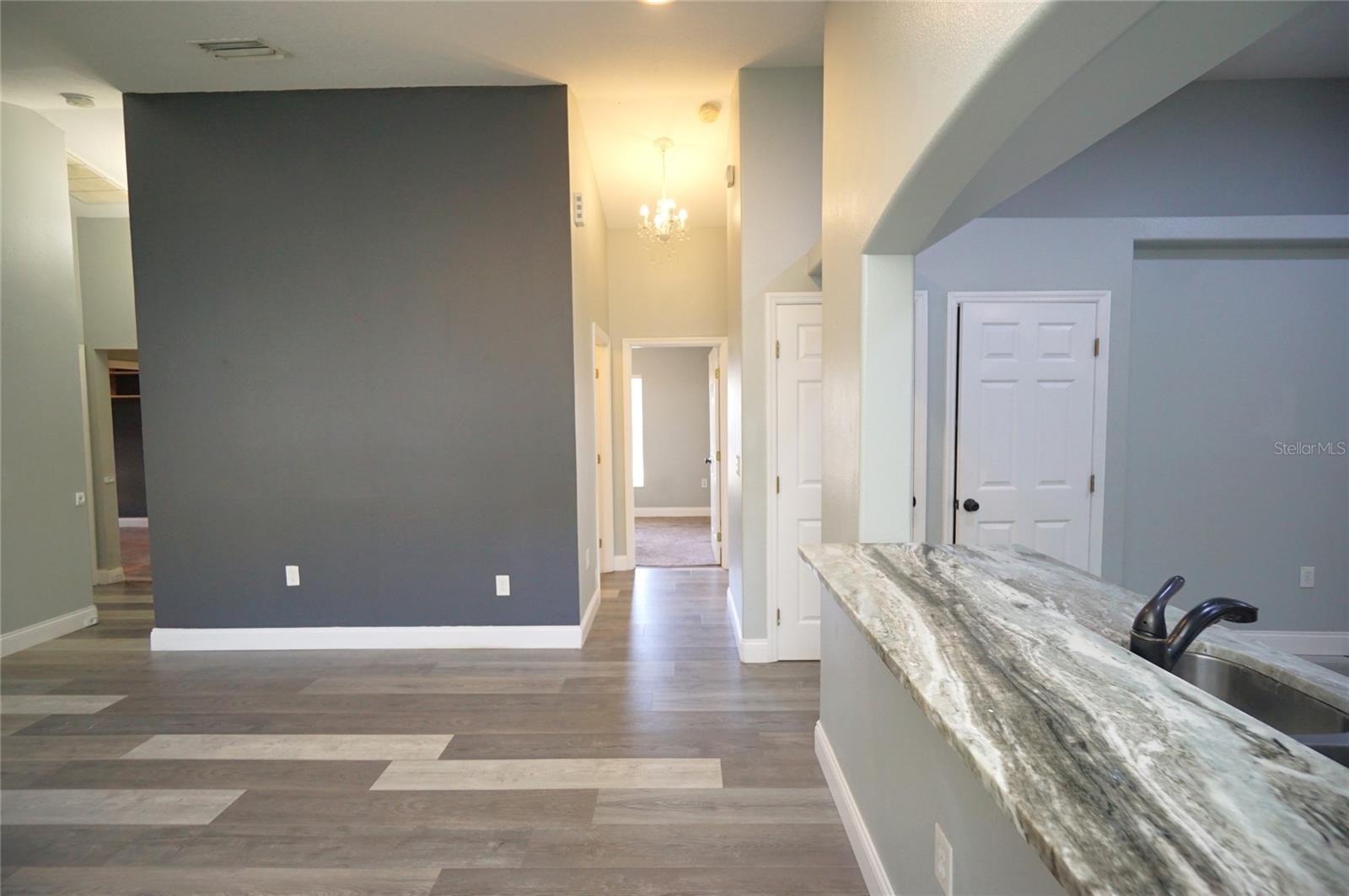 Image 6 of 21 For 2416 Ida Street