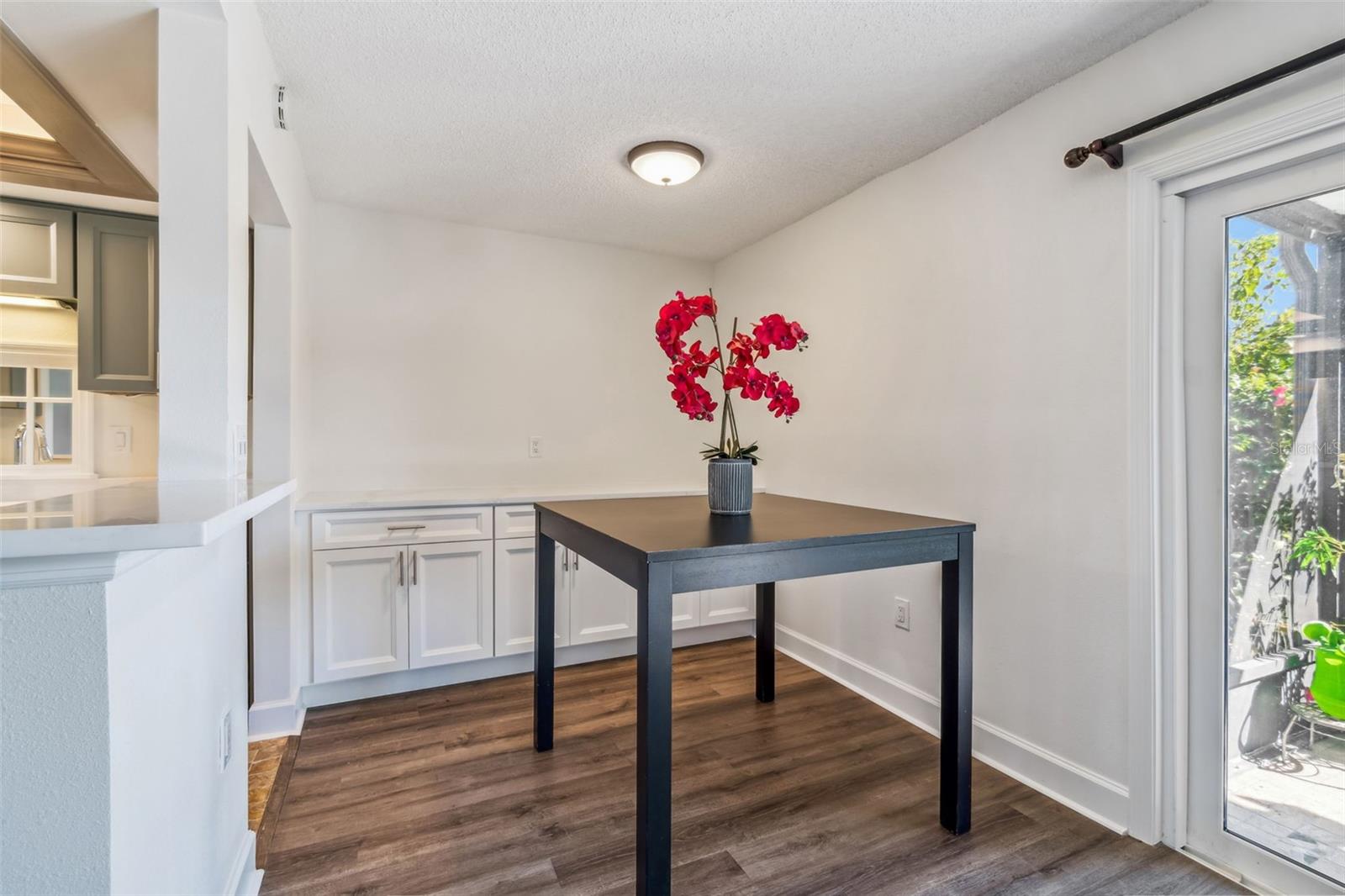 Image 10 of 48 For 746 115 Avenue N 1805