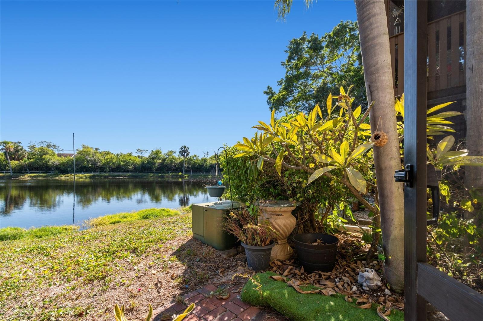 Image 23 of 48 For 746 115 Avenue N 1805