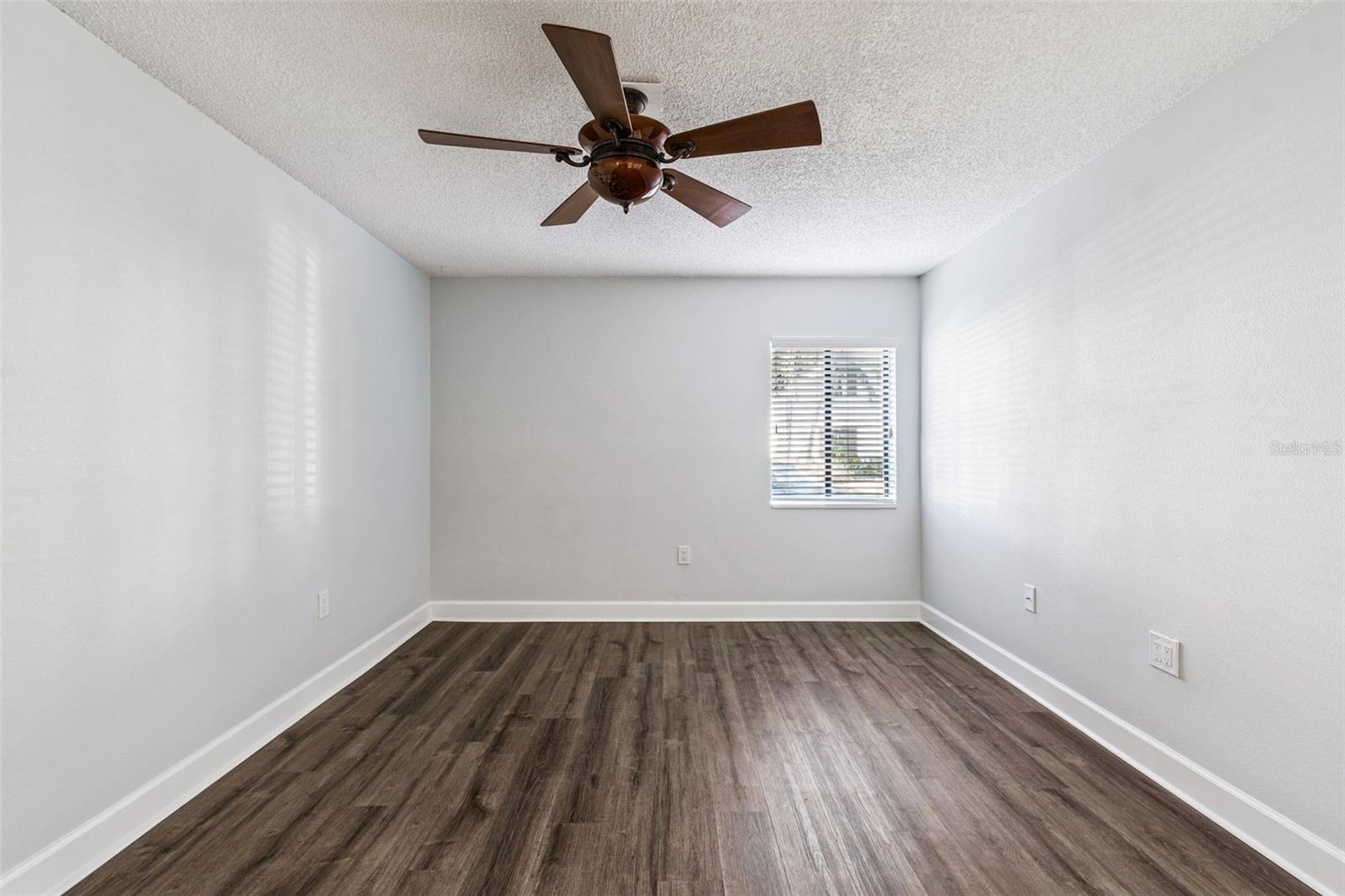 Image 28 of 48 For 746 115 Avenue N 1805