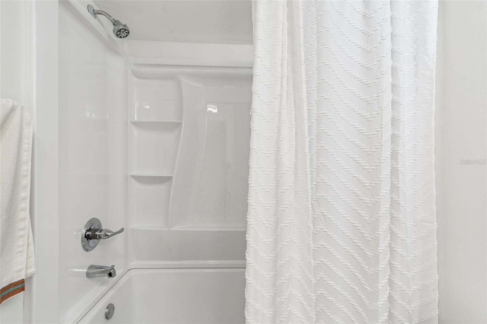 Image 41 of 48 For 746 115 Avenue N 1805