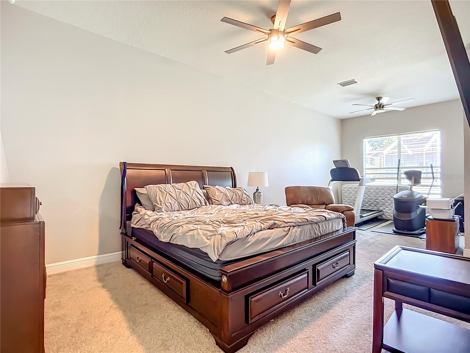 Image 20 of 51 For 16158 Bridgepark Drive