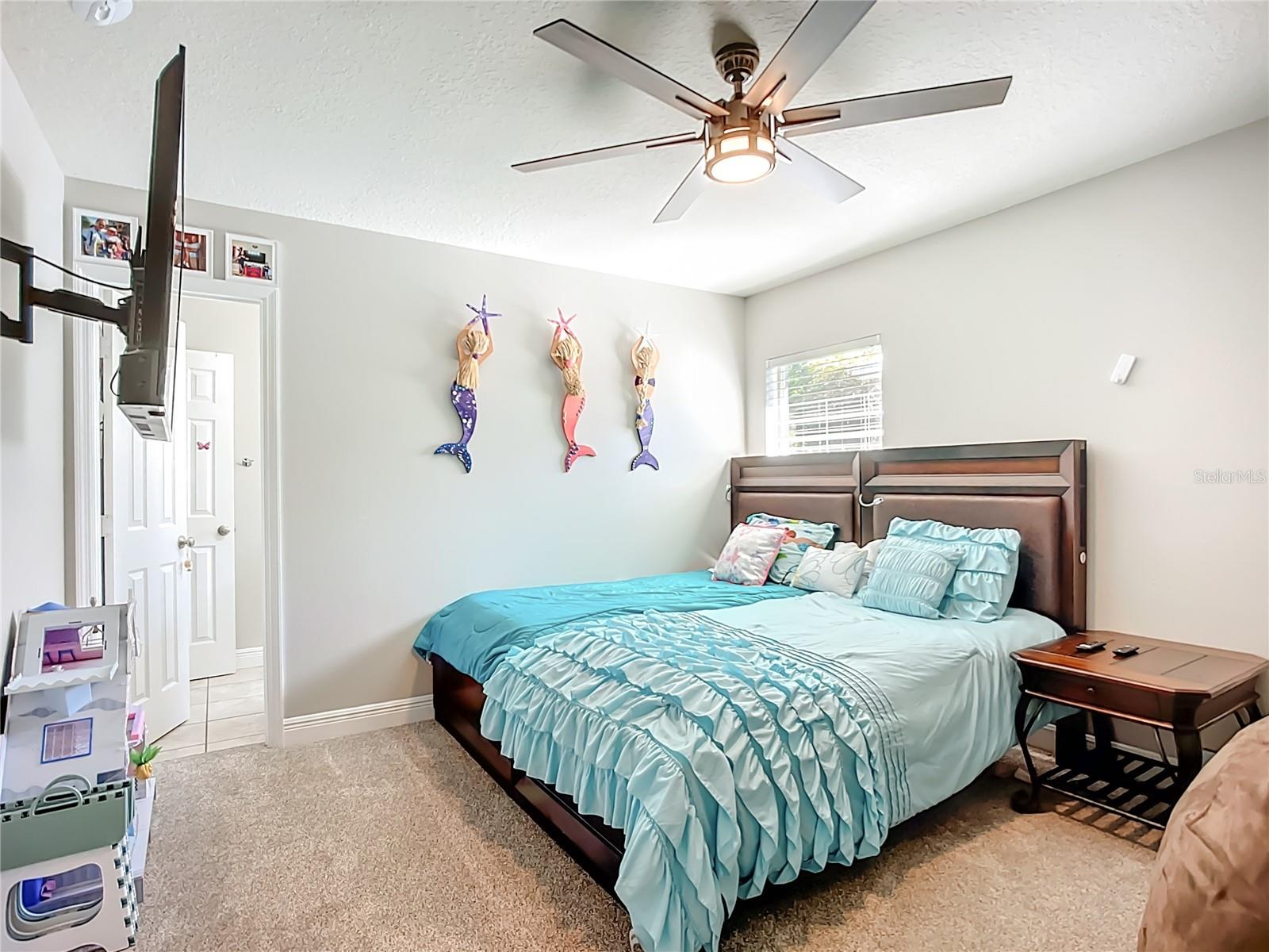 Image 28 of 51 For 16158 Bridgepark Drive