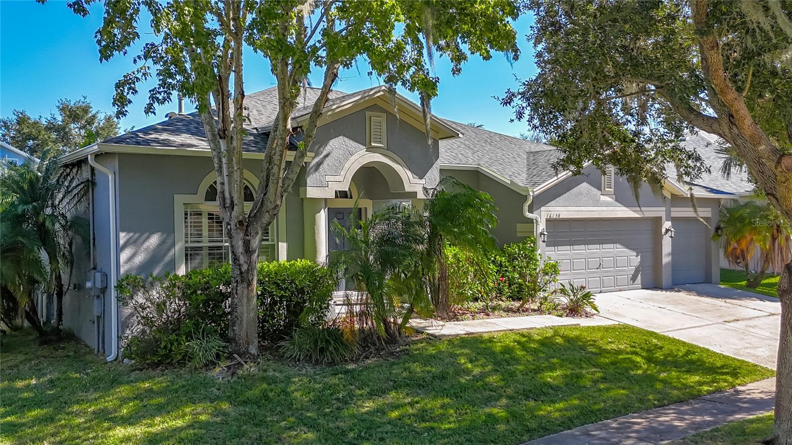 Image 3 of 51 For 16158 Bridgepark Drive