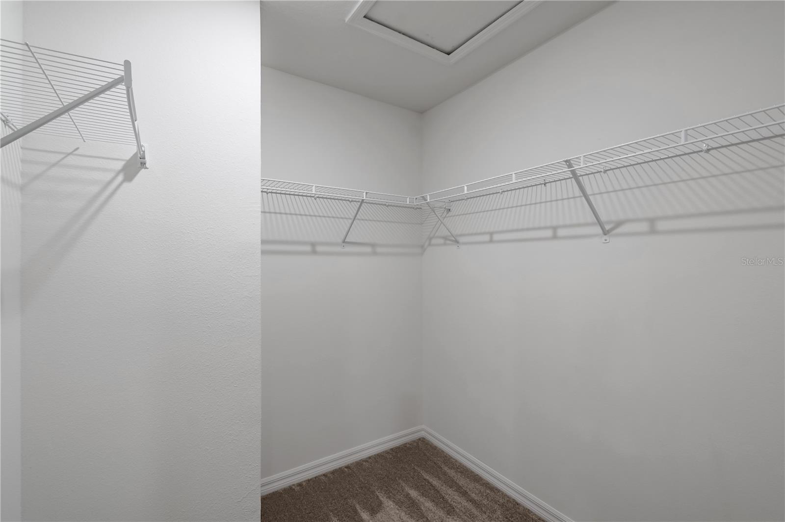 Image 15 of 22 For 575 Bay Leaf Drive