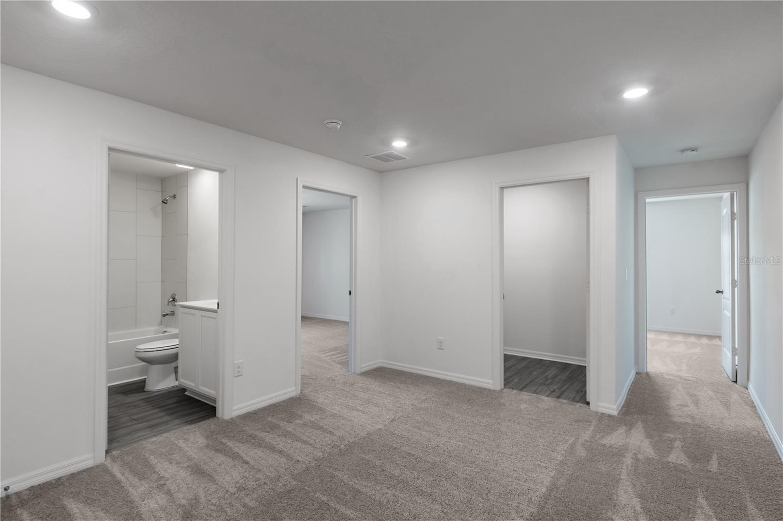 Image 19 of 22 For 575 Bay Leaf Drive