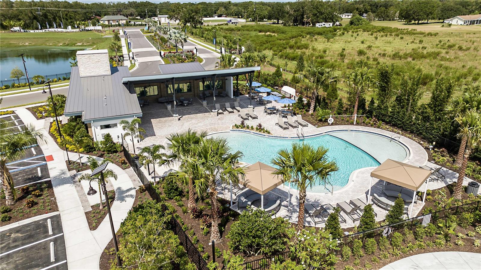 Image 3 of 16 For 12443 49th Street E