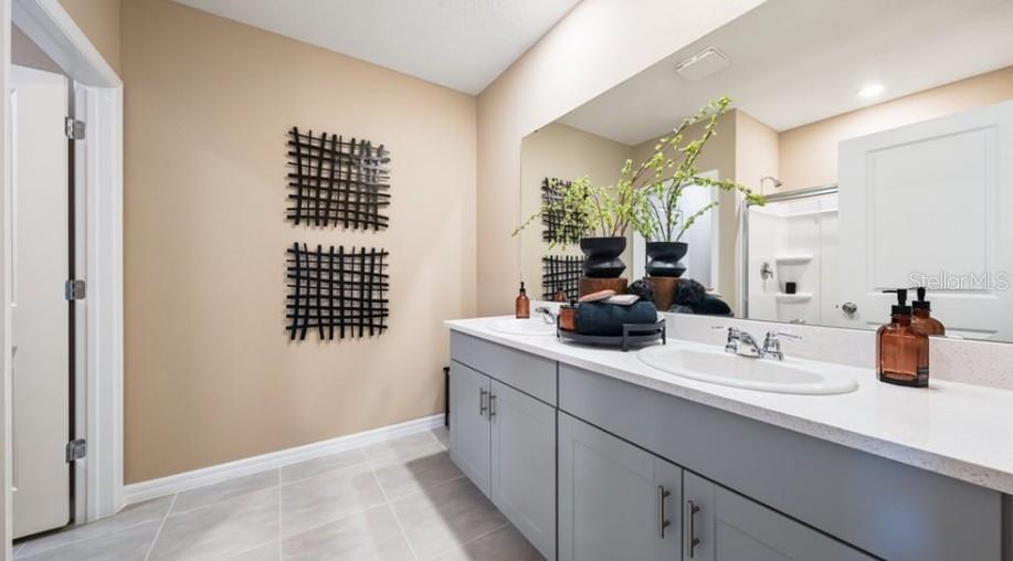 Image 7 of 24 For 13520 Tropical Breeze Way