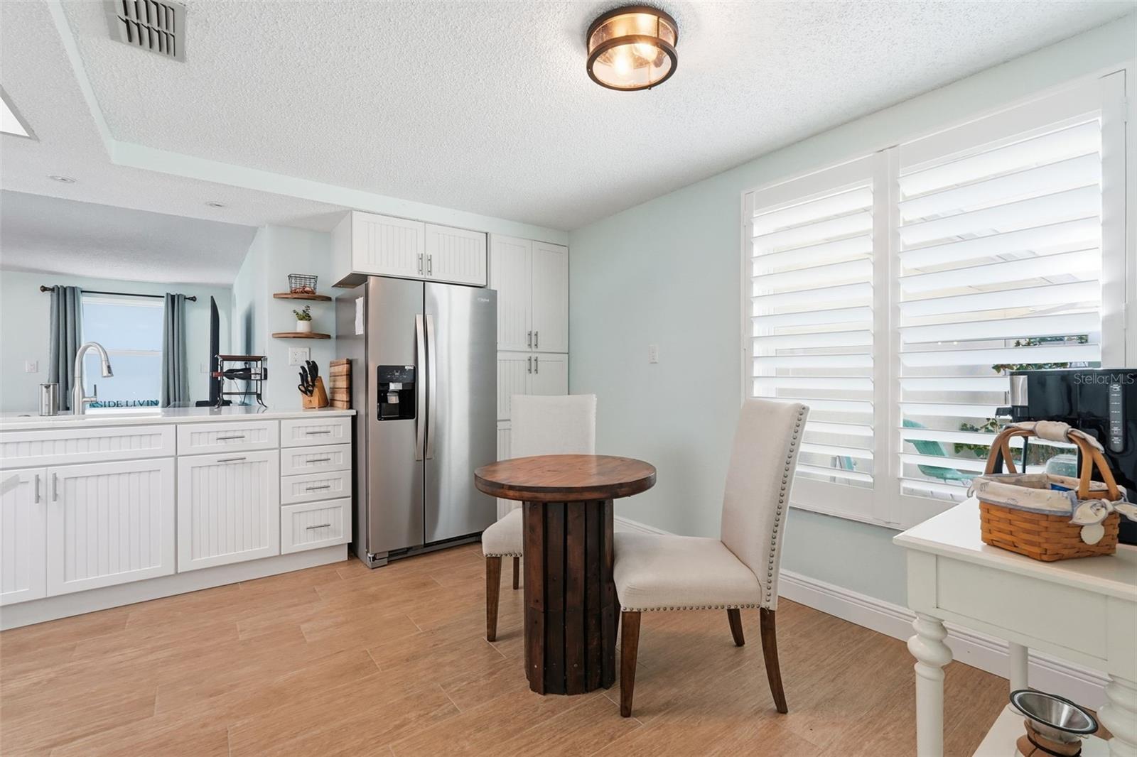 Image 11 of 37 For 13614 Evelane Drive