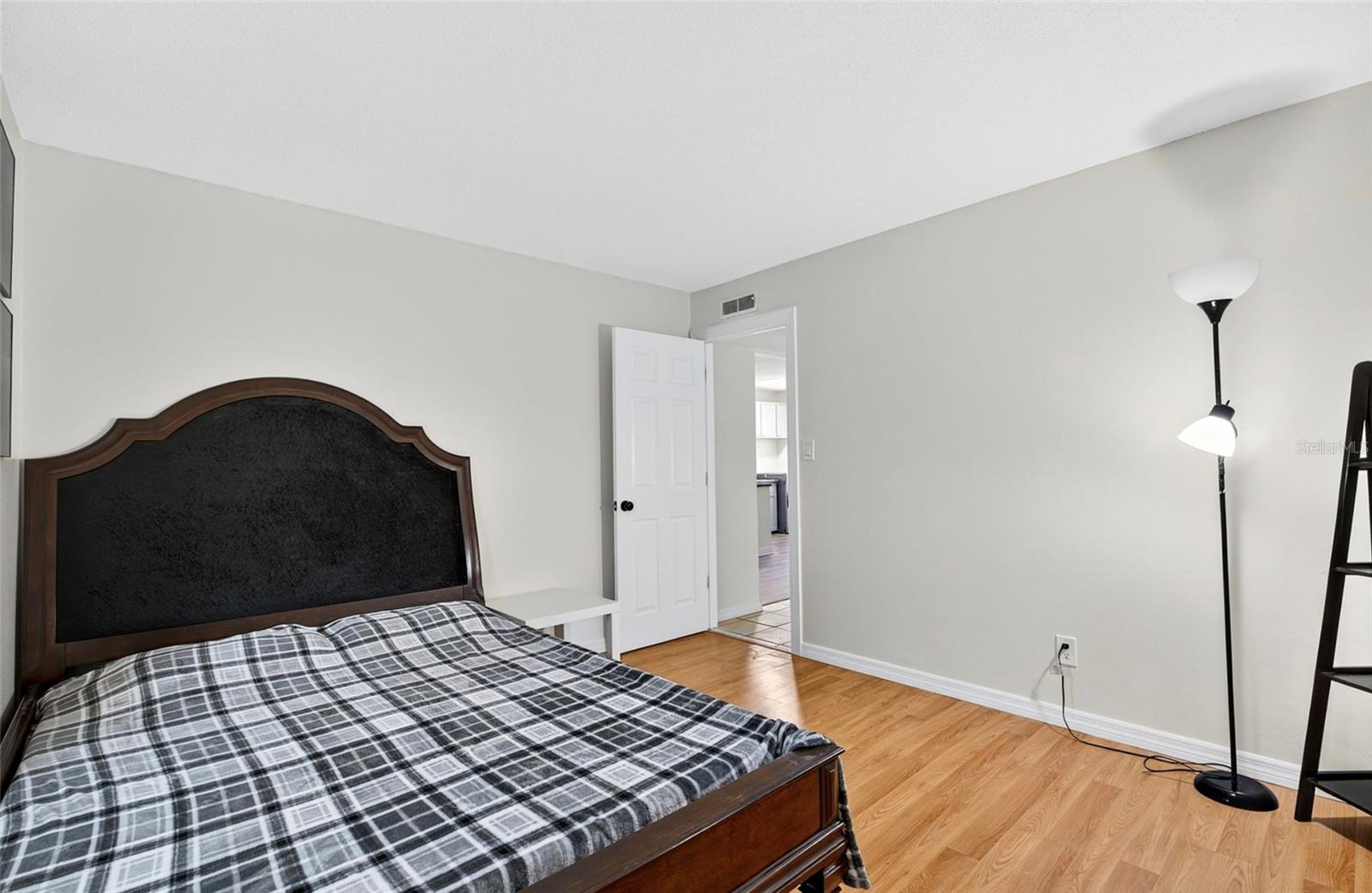 Image 14 of 25 For Address Not Provided