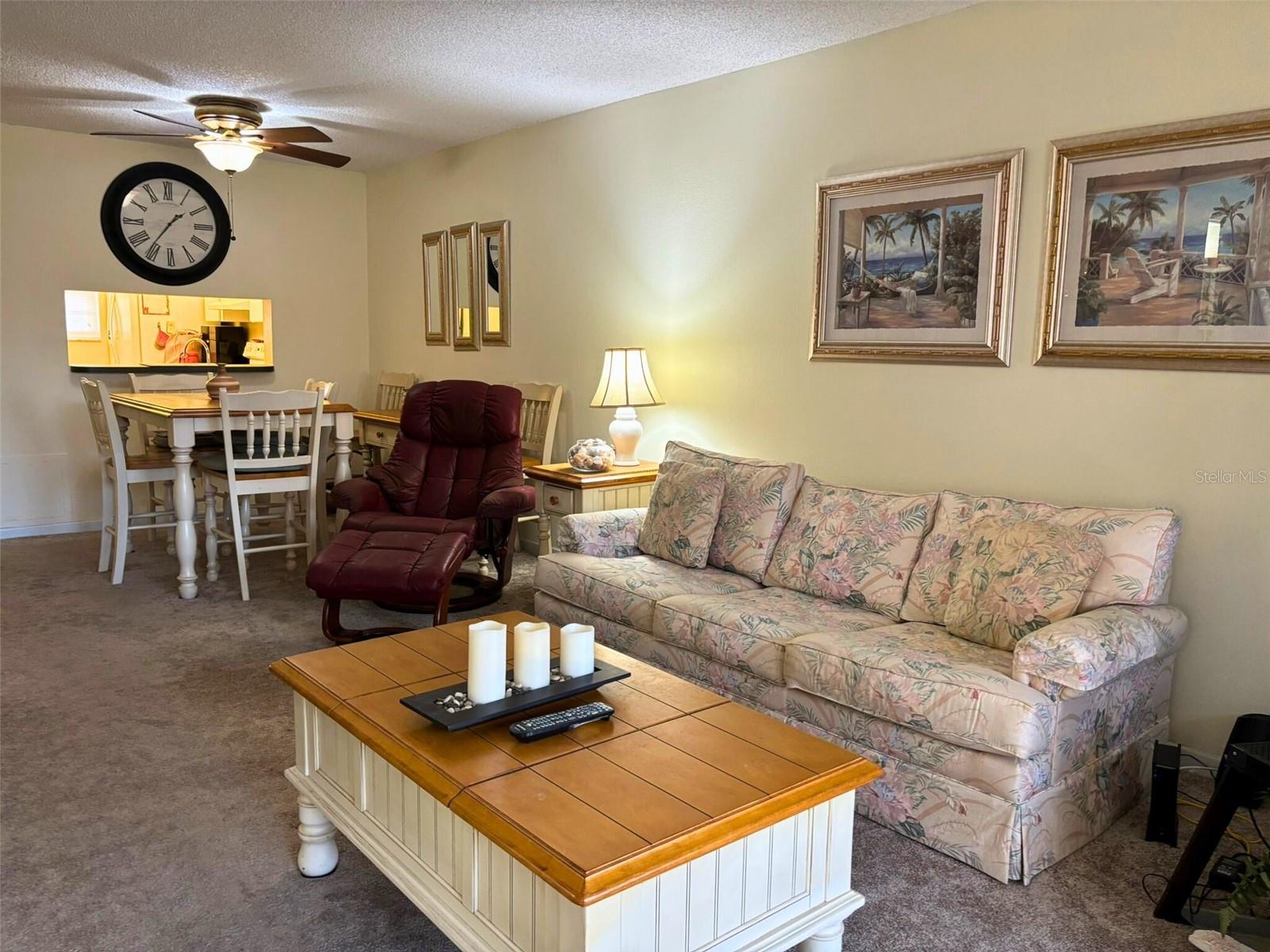 Image 11 of 27 For 19701 Gulf Boulevard 407