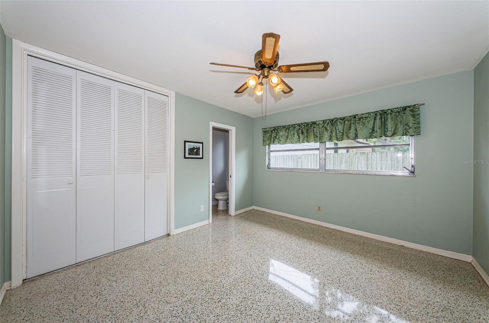 Image 21 of 50 For 152 58th Avenue S