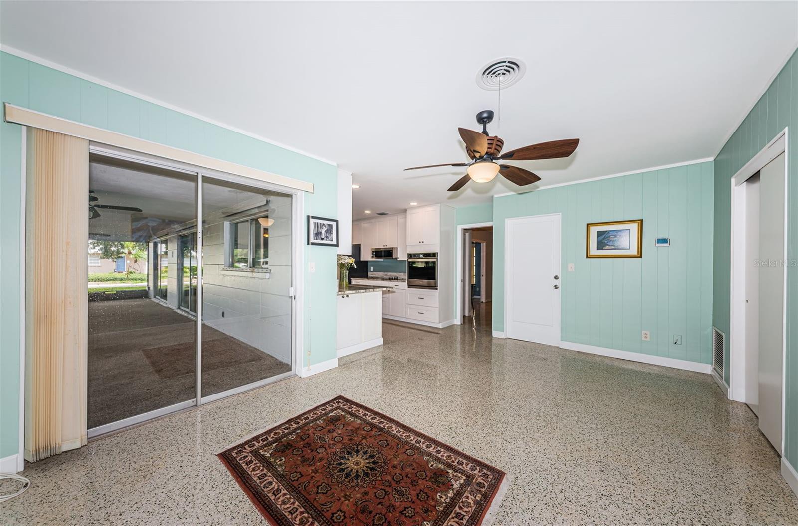 Image 22 of 50 For 152 58th Avenue S