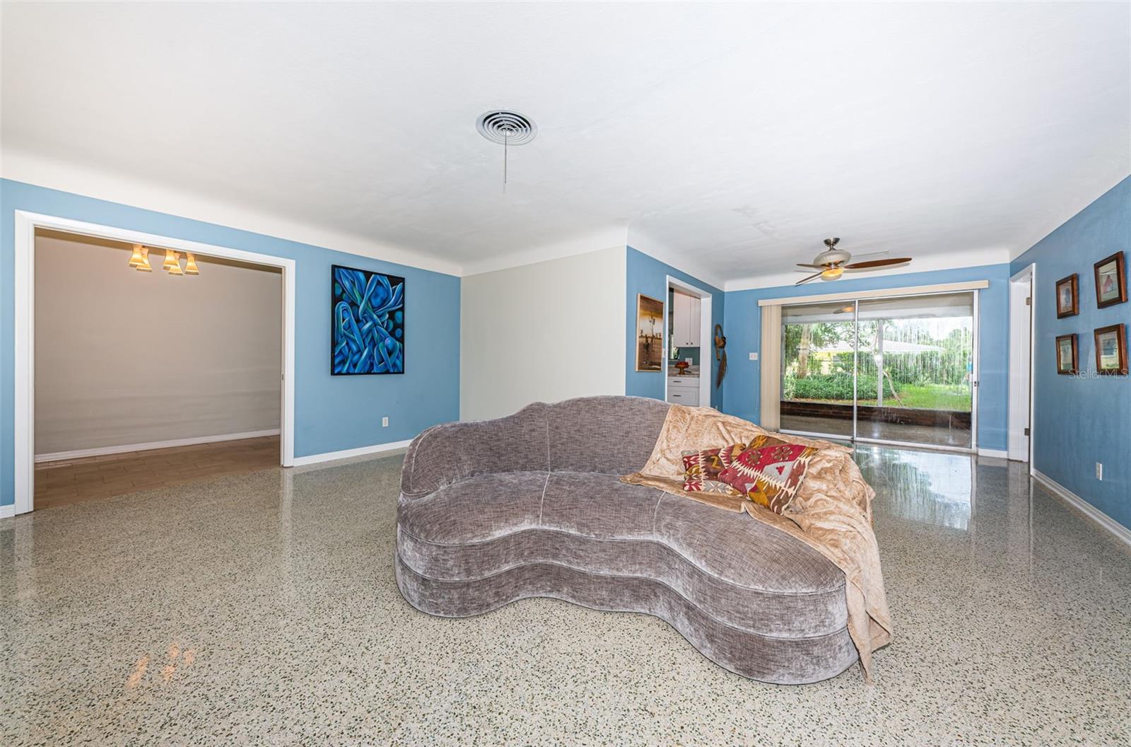 Image 35 of 50 For 152 58th Avenue S