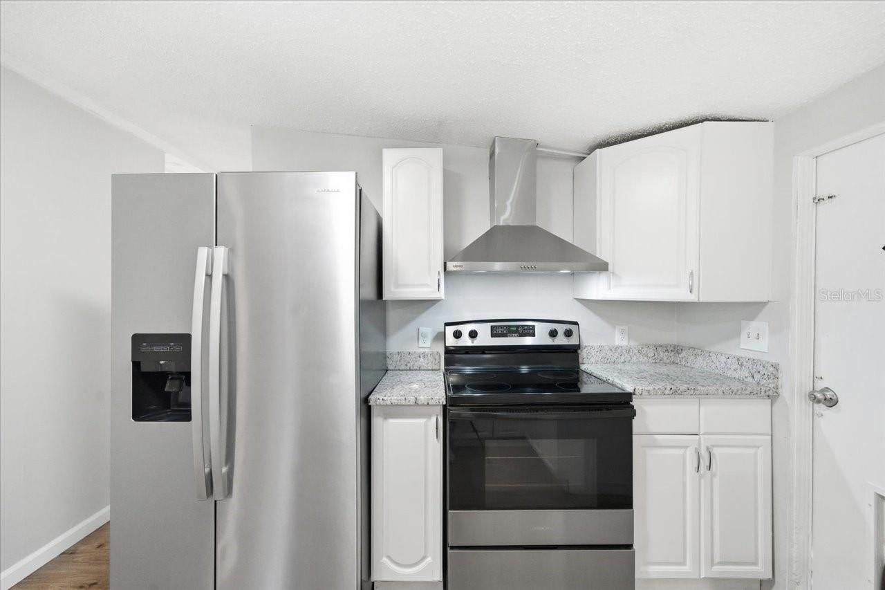 Image 13 of 38 For 13393 Lelani Drive