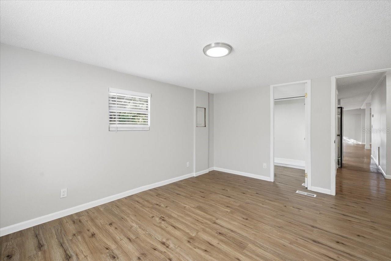 Image 18 of 38 For 13393 Lelani Drive