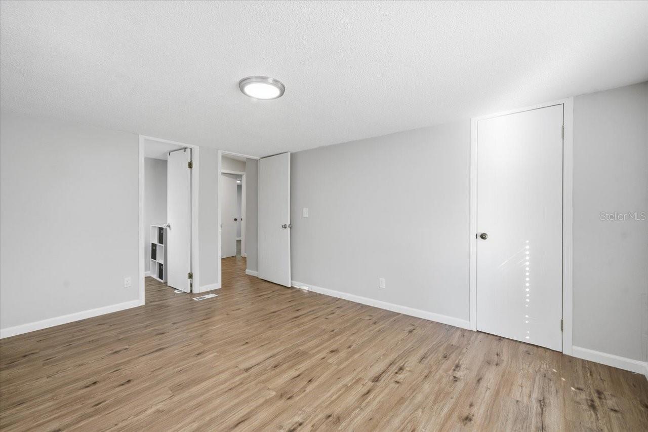 Image 19 of 38 For 13393 Lelani Drive