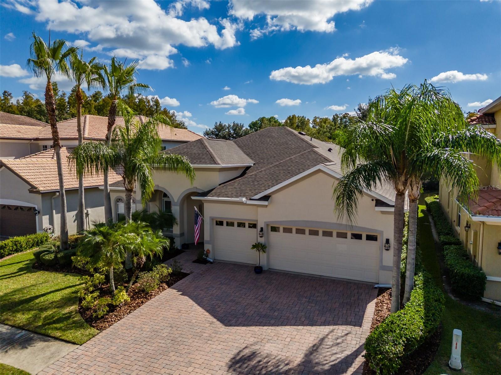 Listing photo id 3 for 10537 Martinique Isle Drive