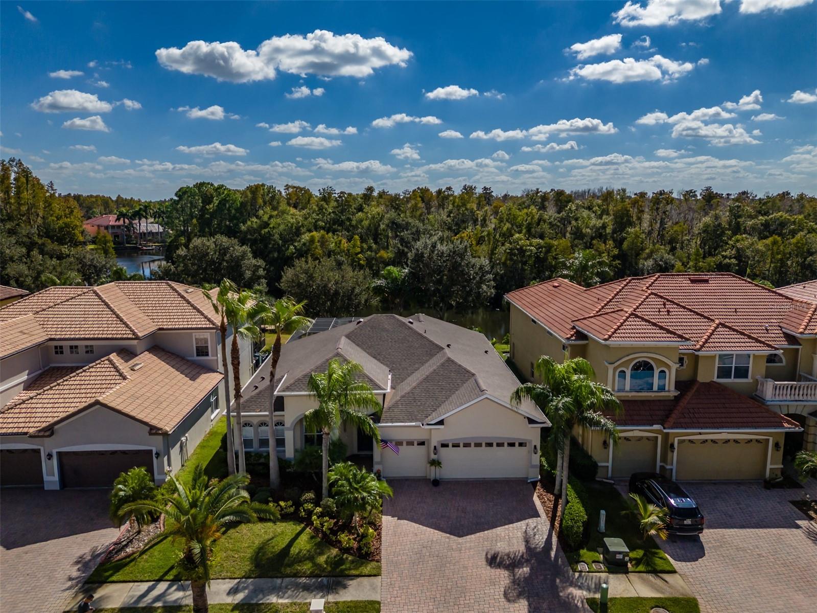 Listing photo id 65 for 10537 Martinique Isle Drive