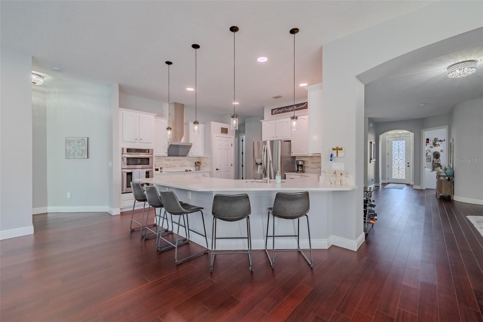 Listing photo id 6 for 10537 Martinique Isle Drive