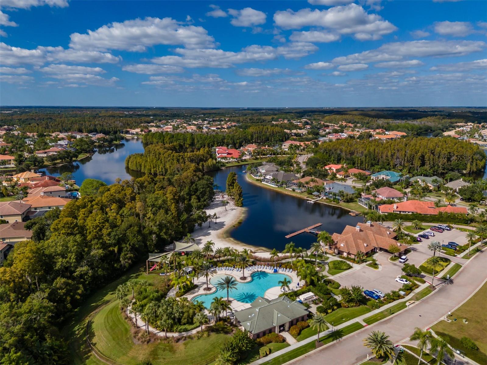 Listing photo id 81 for 10537 Martinique Isle Drive