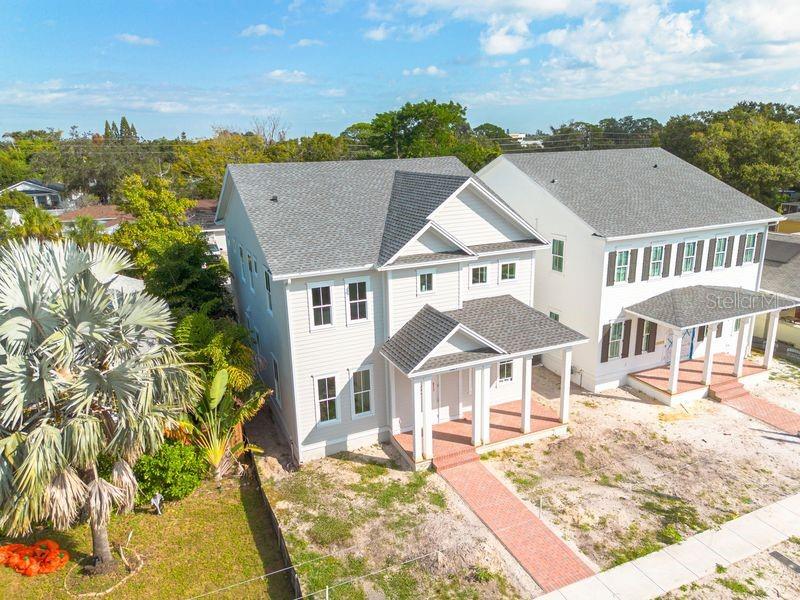 Listing photo id 6 for 621 37th Avenue N