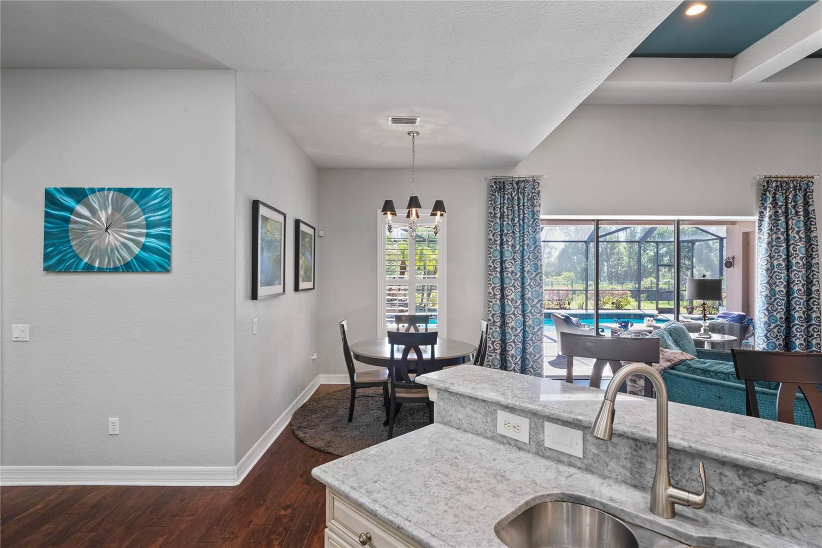 Image 21 of 100 For 21604 Draycott Way