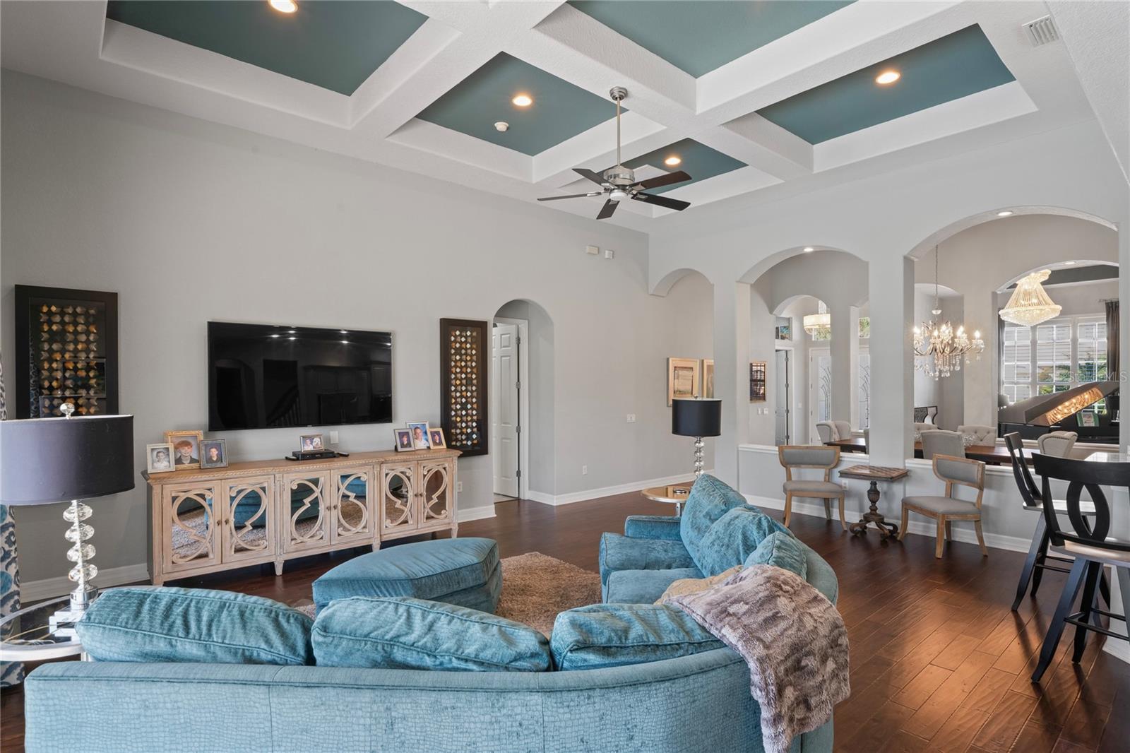 Image 28 of 100 For 21604 Draycott Way