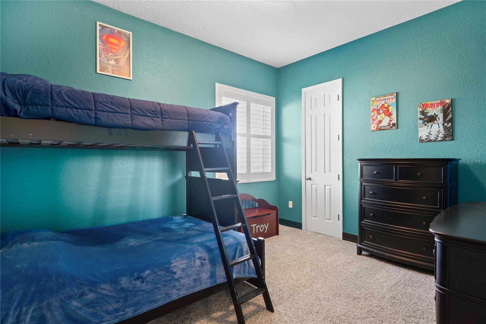 Image 44 of 100 For 21604 Draycott Way