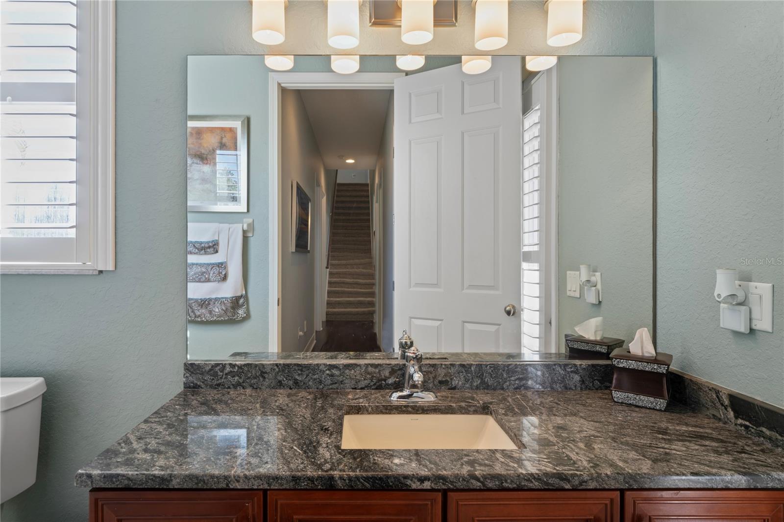 Image 47 of 100 For 21604 Draycott Way