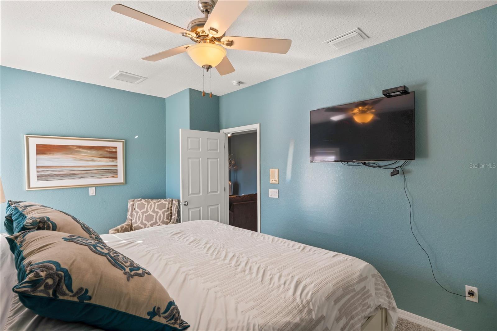 Image 68 of 100 For 21604 Draycott Way