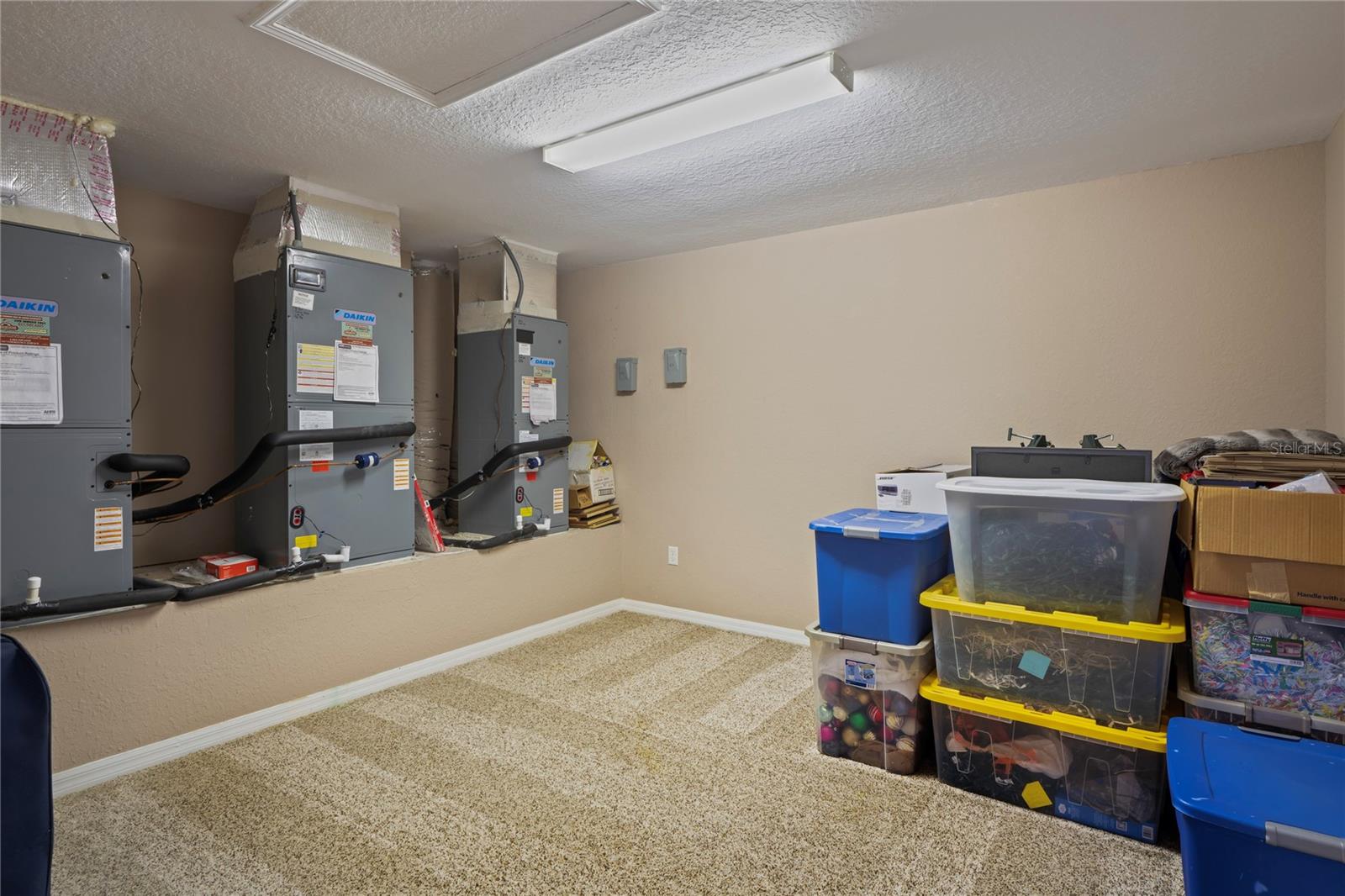 Image 71 of 100 For 21604 Draycott Way