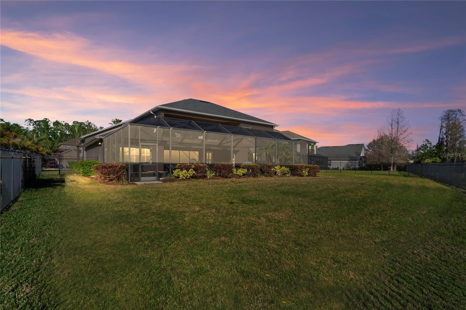 Image 86 of 100 For 21604 Draycott Way