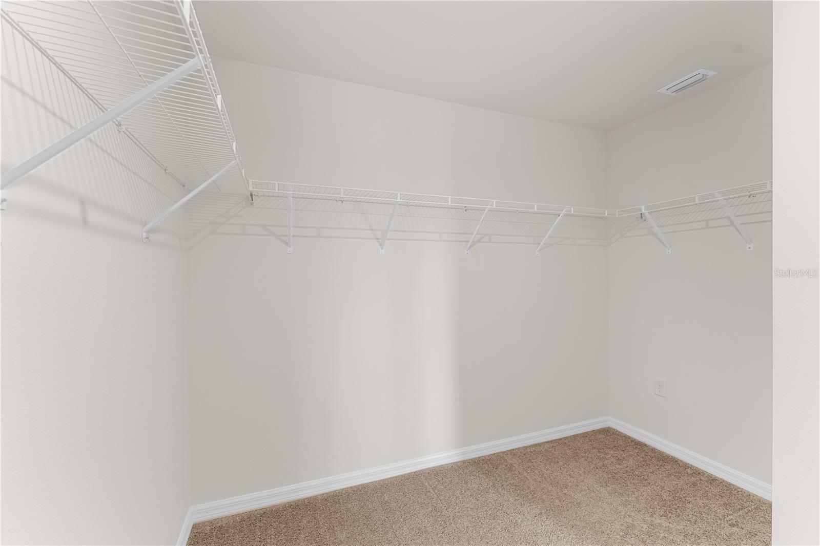 Image 23 of 54 For 11399 Cay Spruce Way