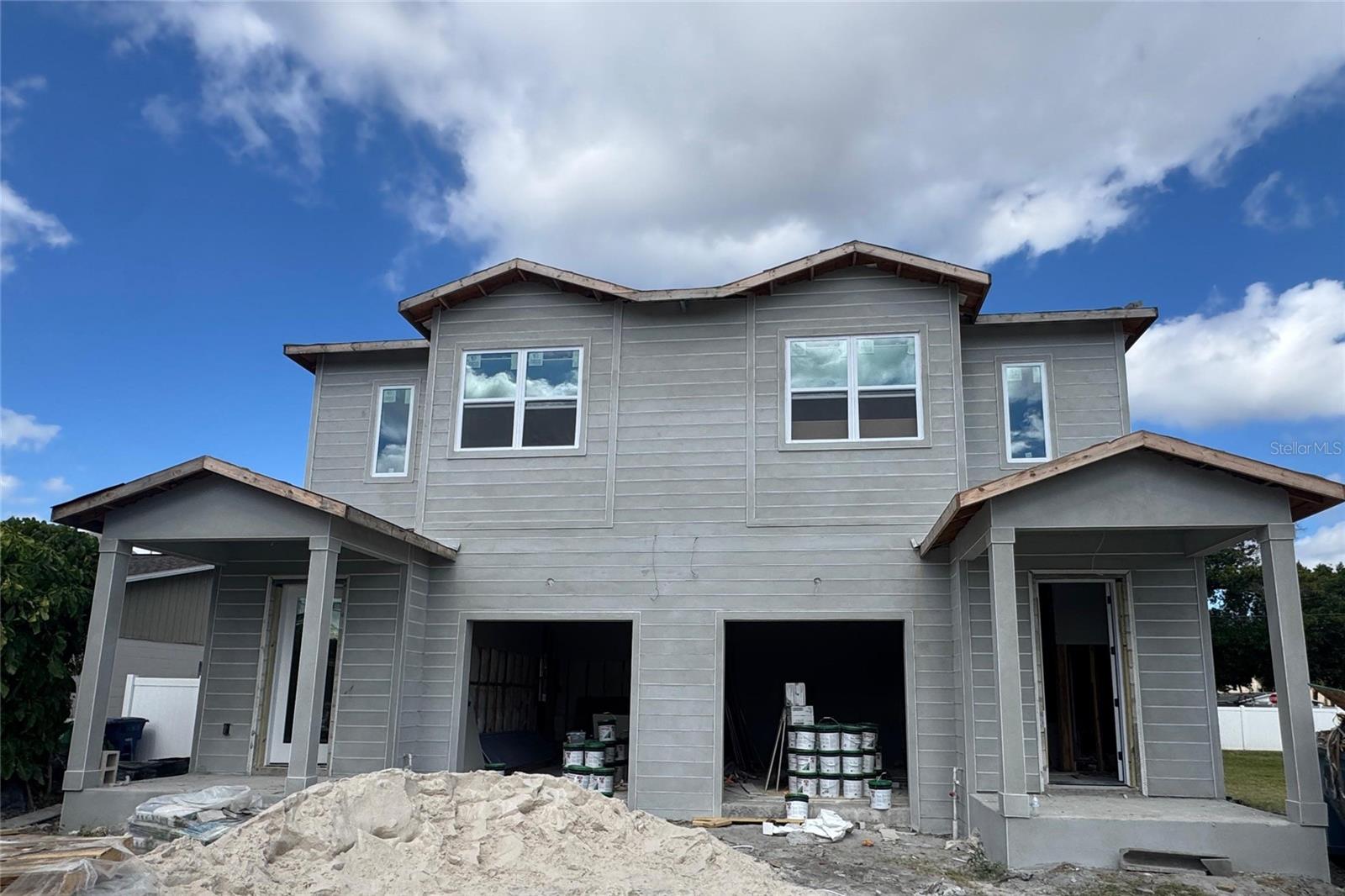 Image 2 of 19 For 1505 Arch Station 1