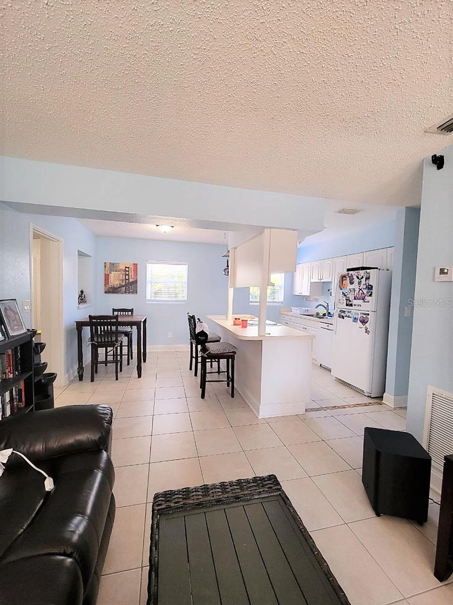 Image 5 of 31 For 513 Firefly Lane