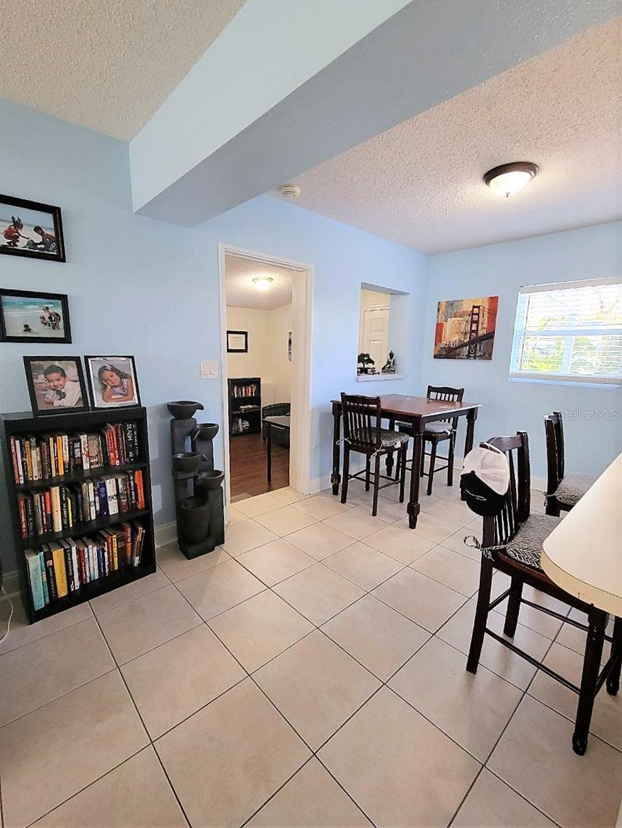 Image 6 of 31 For 513 Firefly Lane