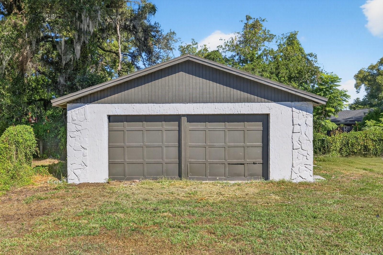 Image 29 of 35 For 928 Valmar Street