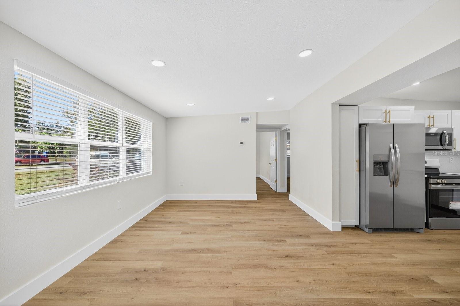 Image 6 of 35 For 928 Valmar Street