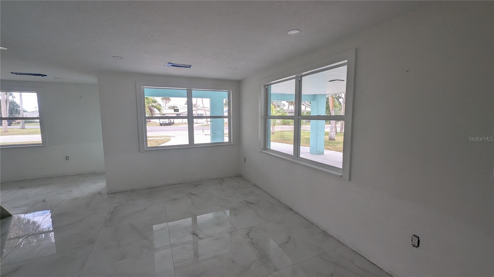 Image 4 of 18 For 214 85th Street