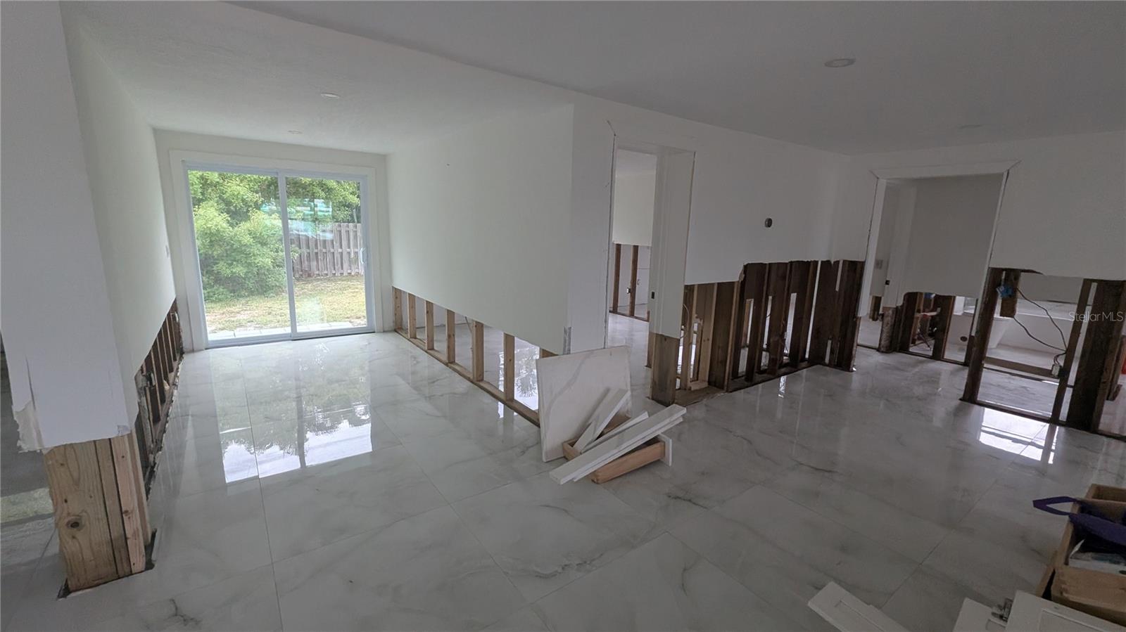 Image 6 of 18 For 214 85th Street