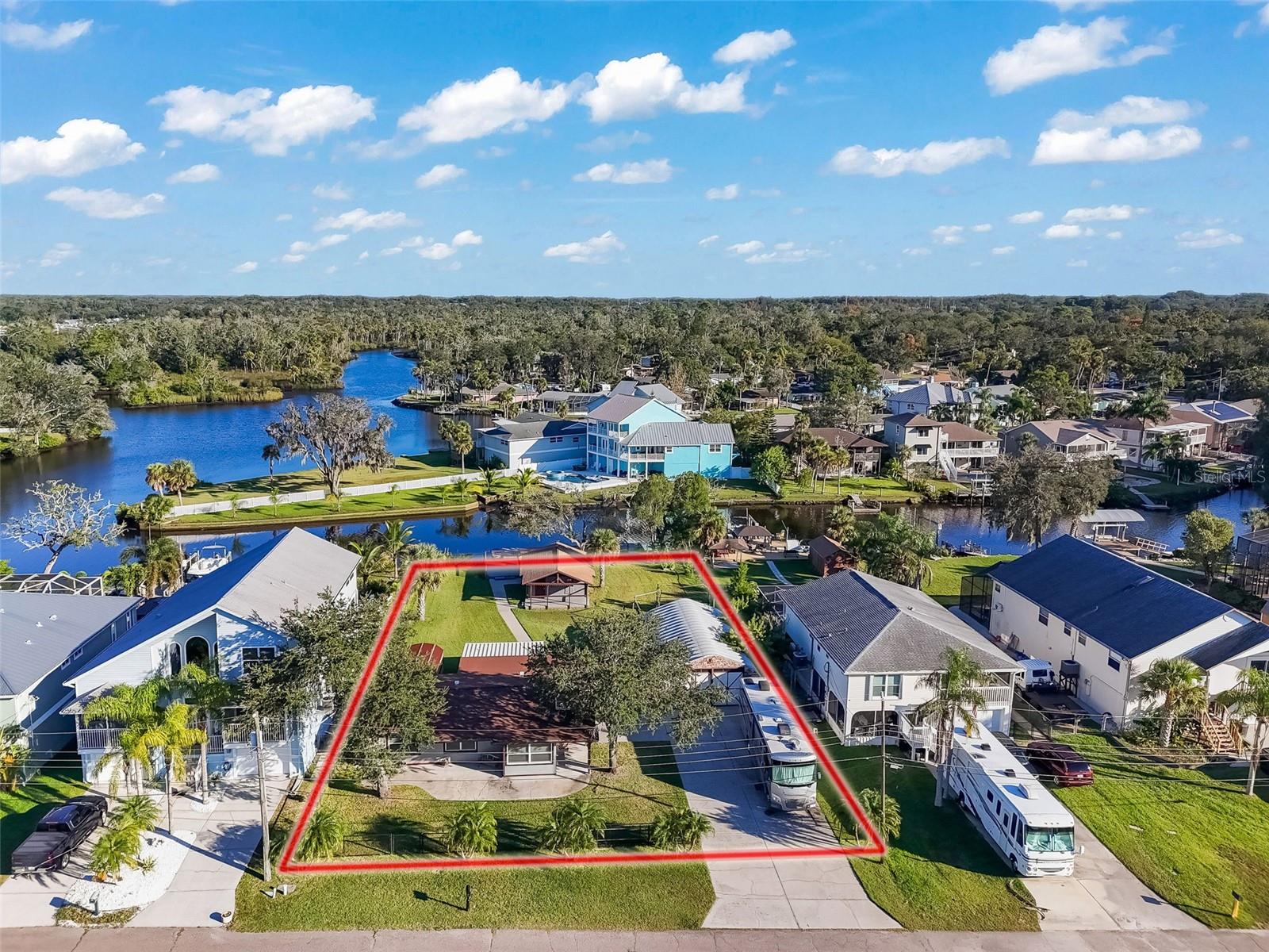 Image 11 of 100 For 5560 Frances Avenue