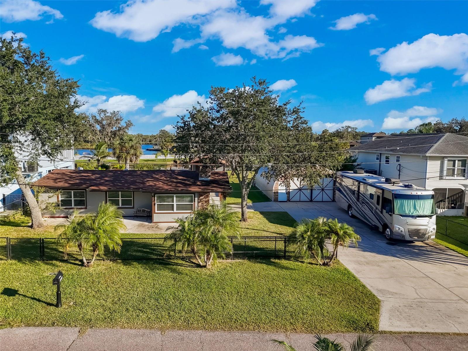 Image 12 of 100 For 5560 Frances Avenue