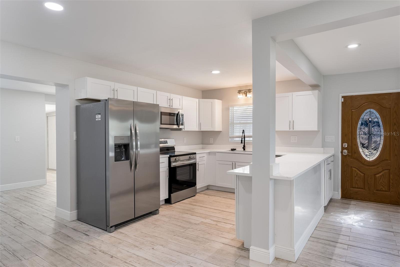 Image 34 of 100 For 5560 Frances Avenue