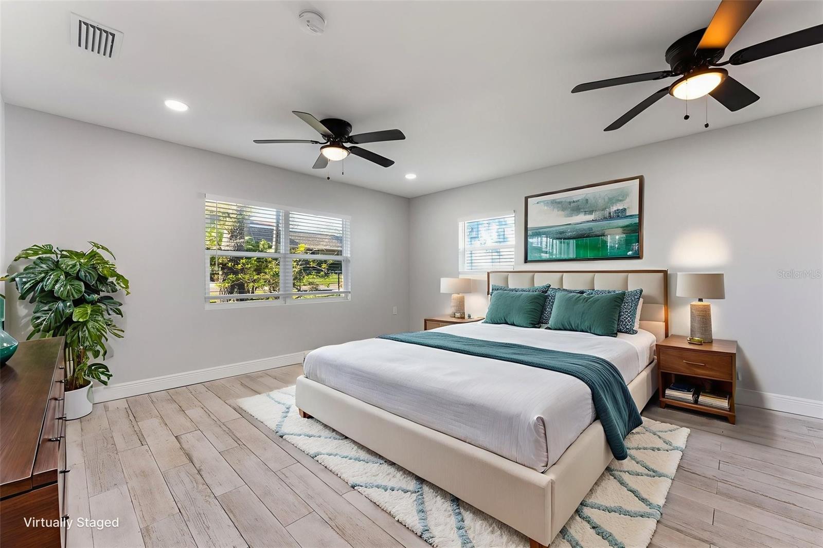 Image 42 of 100 For 5560 Frances Avenue