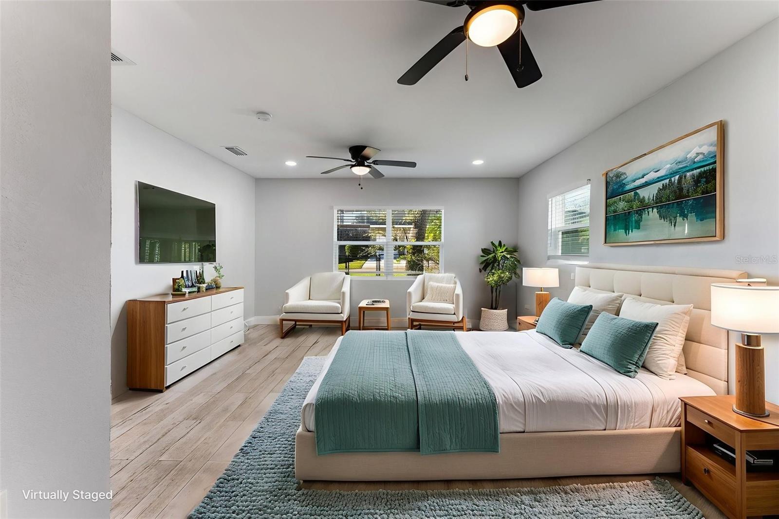 Image 43 of 100 For 5560 Frances Avenue