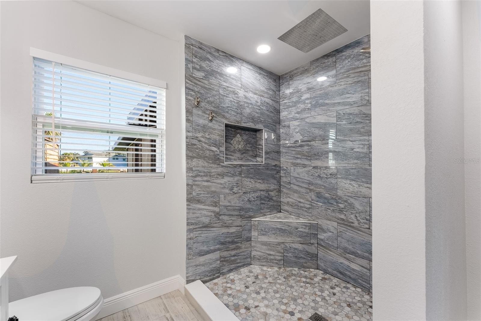 Image 50 of 100 For 5560 Frances Avenue