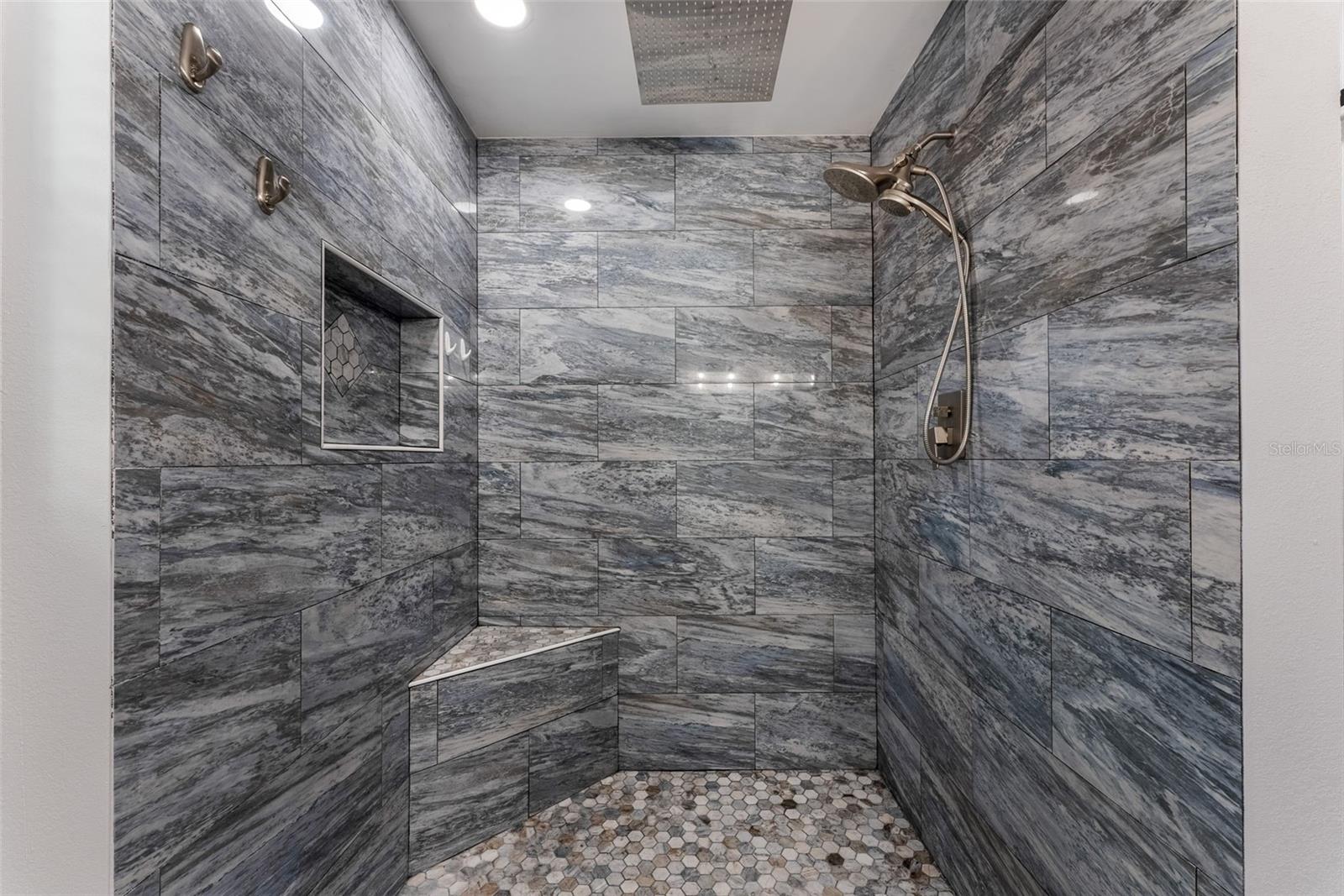 Image 53 of 100 For 5560 Frances Avenue